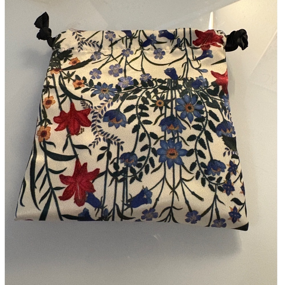 Gucci Beauty MGL GWP Scrunchies 3 Piece Set Floral Print Satin Drawstring Pouch - Picture 3 of 7